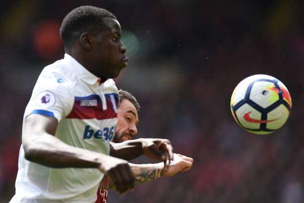 轻球员的潜 轻球员的潜