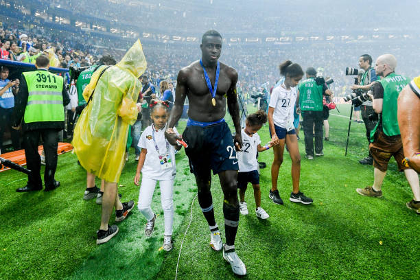 但他们彼此 但他们彼此