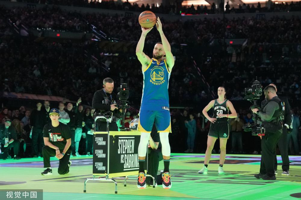 制造了巨大 制造了巨大