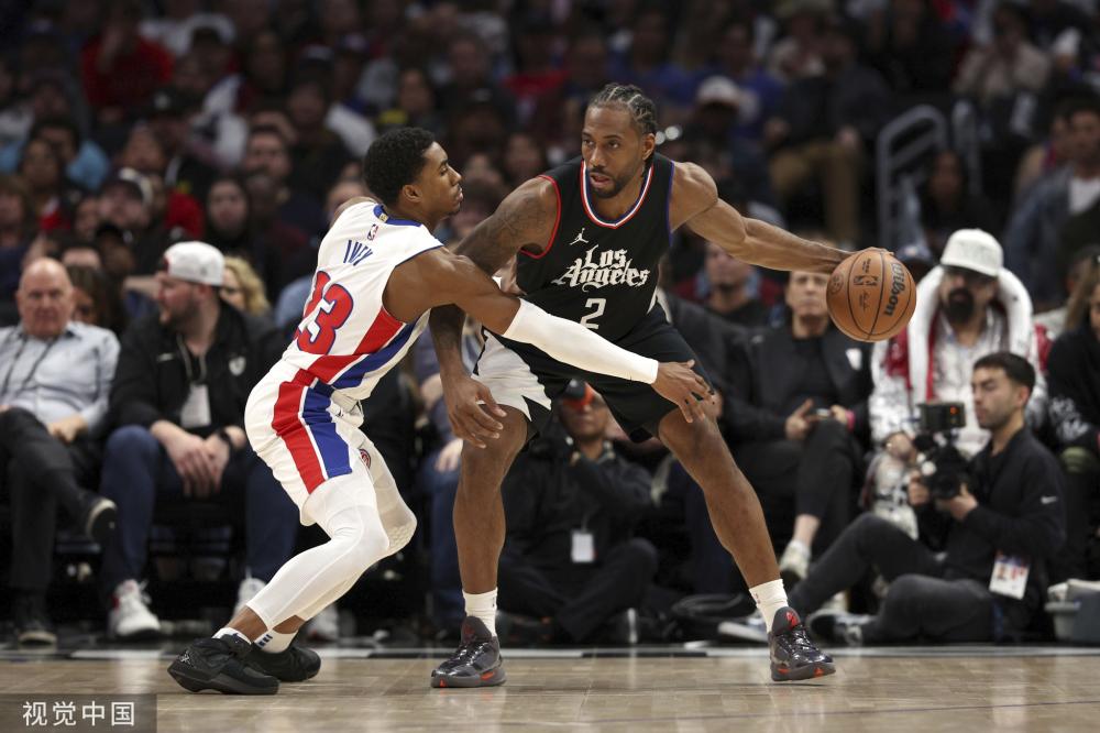 双方拼劲十 双方拼劲十